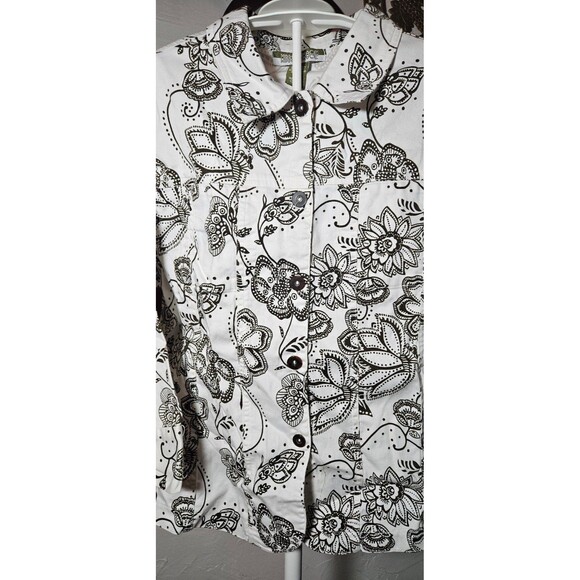 Size Medium Mirror Image White & Olive Brown Floral Print Top with Button Front - Picture 2 of 6